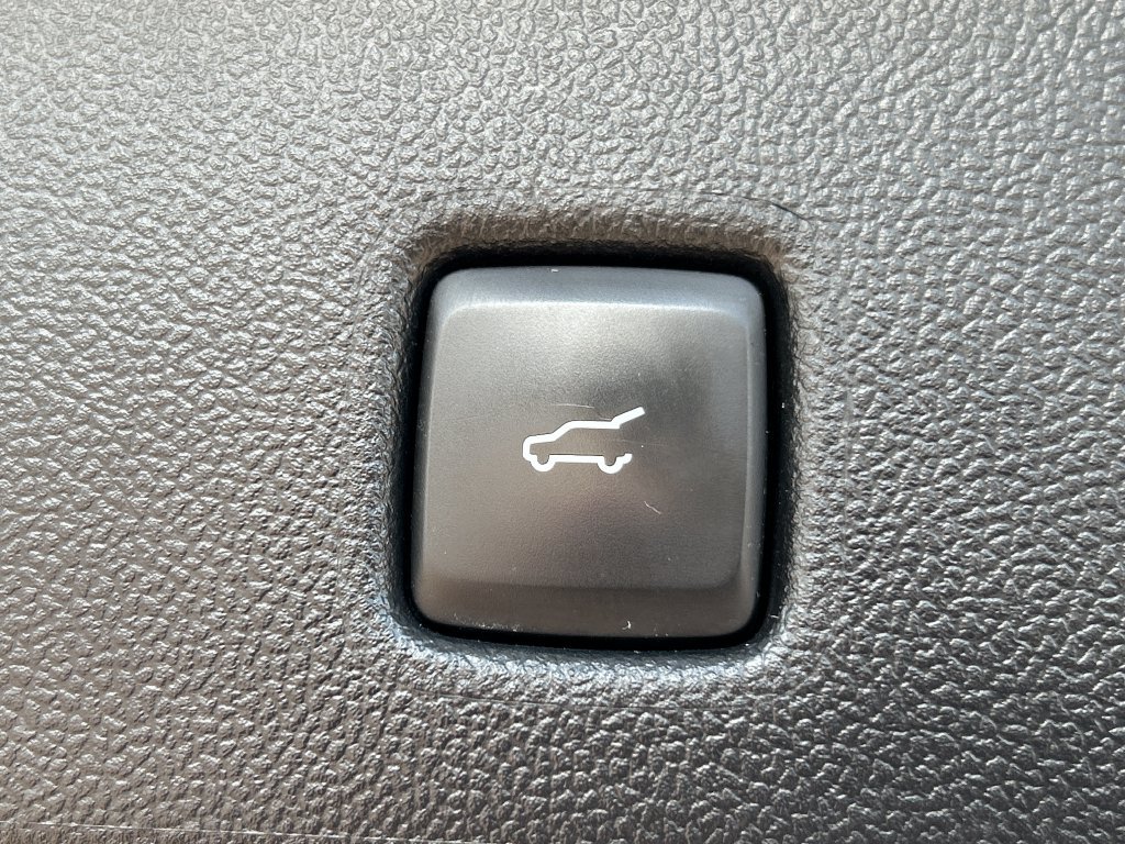Used 2024 Ford Escape Platinum AWD/4WD image 27