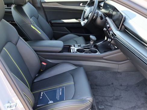 New 2026 Kia K5 GT image 9