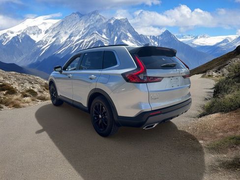 Used 2025 Honda CR-V Sport image 3