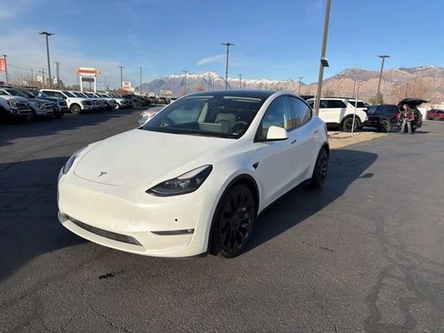 Used 2022 Tesla Model Y Performance AWD/4WD image 2