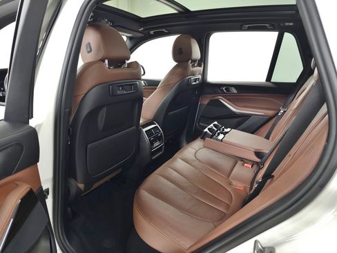 Used 2021 BMW X5 xDrive40i w/ Convenience Package AWD/4WD image 36