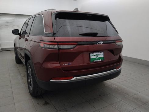 Used 2022 Jeep Grand Cherokee Limited 4xe w/ Luxury Tech Group II AWD/4WD image 5