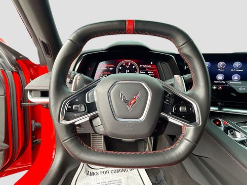 Used 2022 Chevrolet Corvette Stingray Coupe w/ 1LT RWD image 34
