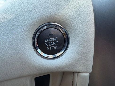 Used 2019 Lexus GX 460 Premium w/ Premium Package image 20