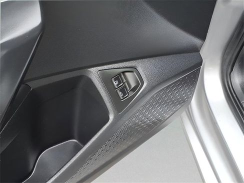 Used 2024 Volkswagen Jetta SE image 18