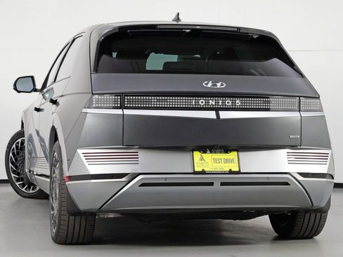 Used 2023 Hyundai Ioniq 5 Limited image 5