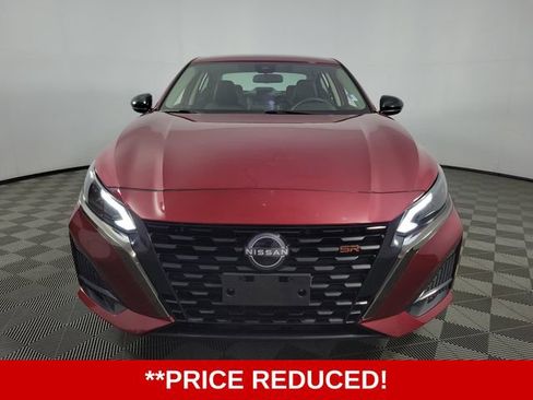 Used 2023 Nissan Altima 2.5 SR AWD/4WD image 2