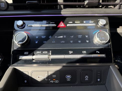 Used 2025 Hyundai Santa Fe Calligraphy FWD image 25