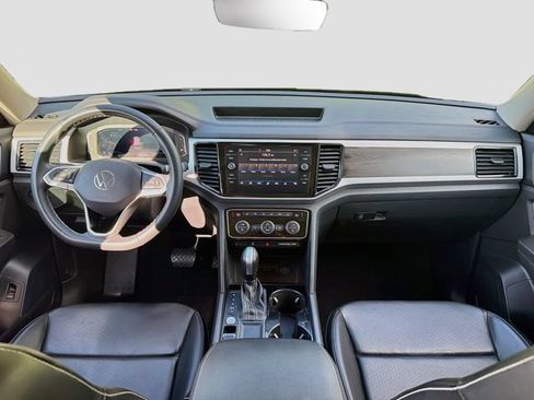 Used 2022 Volkswagen Atlas SE FWD image 16