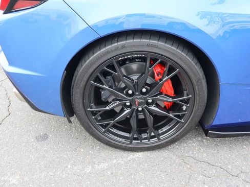 Used 2023 Chevrolet Corvette Stingray Preferred Conv w/ Stealth Interior Trim Package RWD image 36