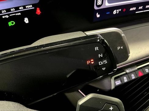 New 2026 Audi Q3 quattro 2.0T AWD/4WD image 8