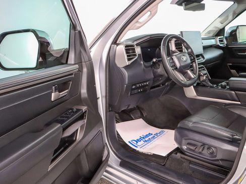Used 2024 Toyota Tundra Limited image 3