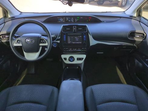 Used 2017 Toyota Prius One image 14