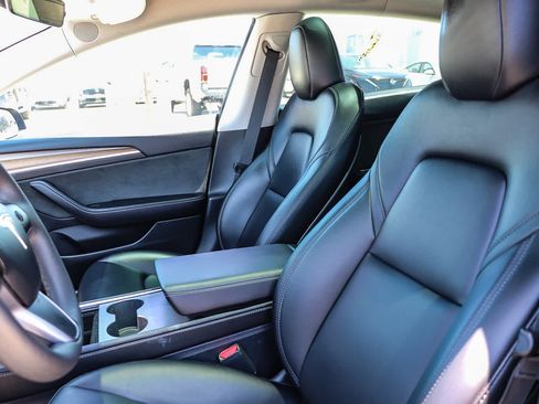 Used 2023 Tesla Model 3 Standard Range RWD image 13