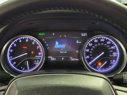 Used 2019 Toyota Camry XLE FWD image 27
