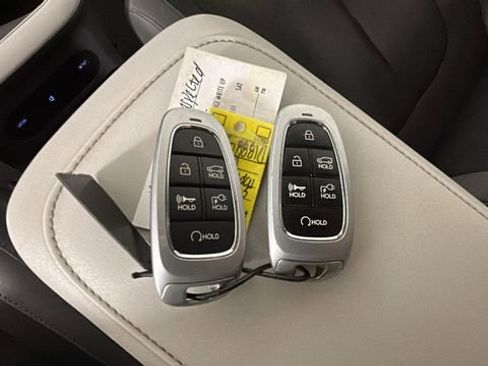 Used 2024 Hyundai Ioniq 5 SEL RWD image 20