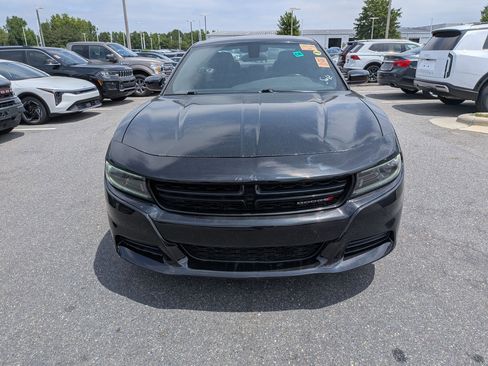 Used 2022 Dodge Charger SXT RWD image 7