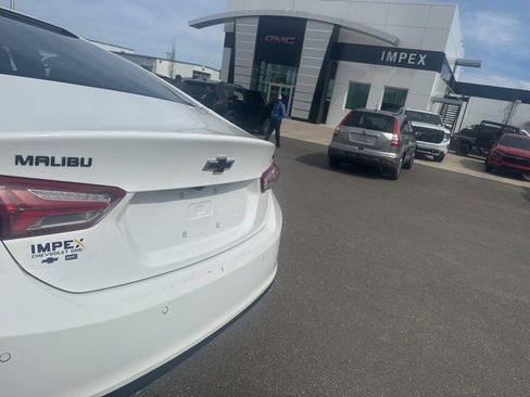 Used 2024 Chevrolet Malibu LT w/ Sport Edition FWD image 30