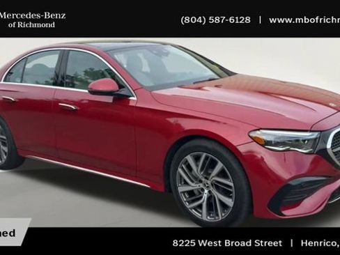 Used 2025 Mercedes-Benz E 350 4MATIC Sedan image 4
