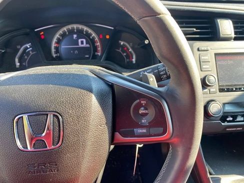 Used 2018 Honda Civic Sport image 19