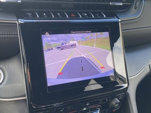 New 2025 Jeep Grand Cherokee Altitude w/ Trailer Tow Package image 3