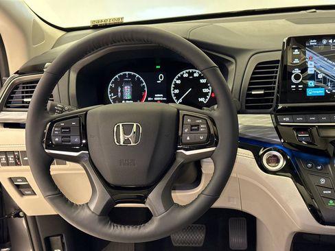 New 2026 Honda Odyssey Elite image 15