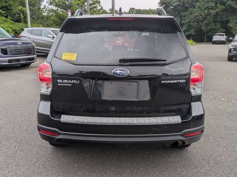 Used 2018 Subaru Forester 2.5i Premium AWD/4WD image 3