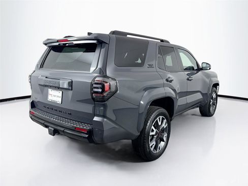 Used 2025 Toyota 4Runner TRD Sport AWD/4WD image 2
