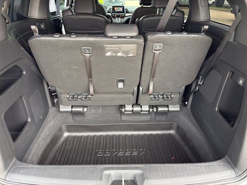 Used 2024 Honda Odyssey Sport image 17