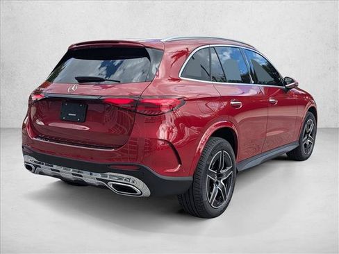 New 2026 Mercedes-Benz GLC 300 image 2