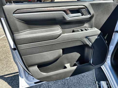 New 2026 GMC Sierra 1500 SLT image 21