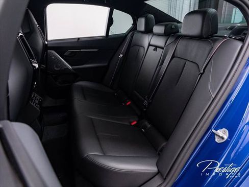 Used 2025 BMW M5 w/ Executive Package AWD/4WD image 44