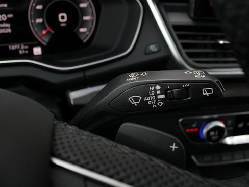 New 2025 Audi SQ5 Premium Plus image 10