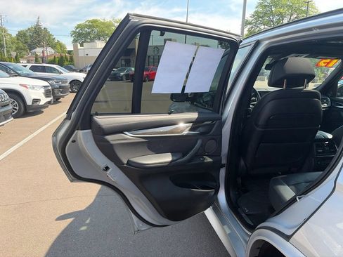 Used 2015 BMW X5 xDrive50i AWD/4WD image 15