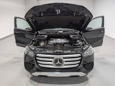 Certified 2024 Mercedes-Benz GLS 450 4MATIC image 13