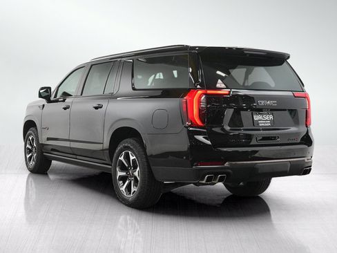 Used 2026 GMC Yukon XL AT4 Ultimate AWD/4WD image 4