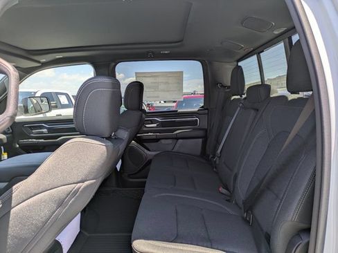 New 2026 RAM 1500 Big Horn AWD/4WD image 13