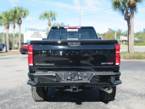 New 2026 Chevrolet Silverado 2500 ZR2 image 5