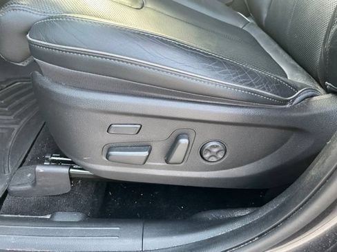 Used 2022 Hyundai Santa Fe Limited AWD/4WD image 6