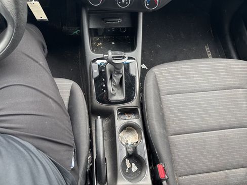 Used 2018 Kia Forte LX w/ LX Popular Package image 7