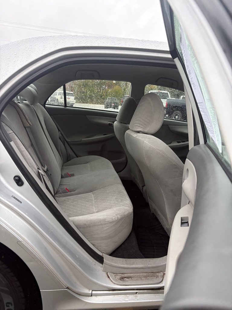 Used 2009 Toyota Corolla LE w/ All Weather Guard Pkg FWD image 12