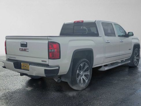Used 2014 GMC Sierra 1500 SLT w/ All-Terrain Package AWD/4WD image 3