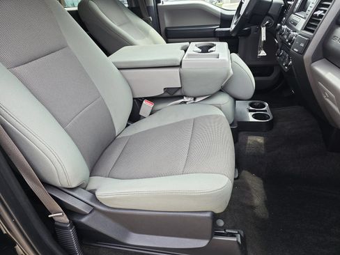 Used 2017 Ford F250 XL w/ STX Appearance Package AWD/4WD image 15