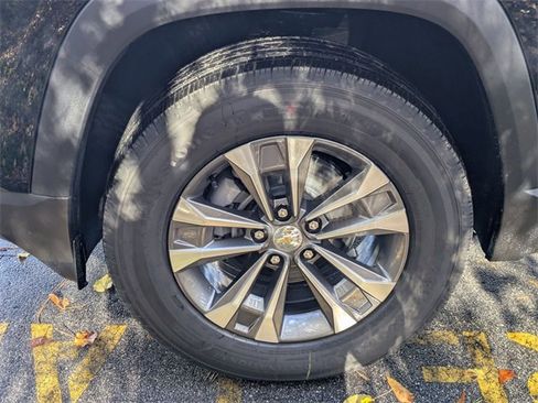 New 2026 Chevrolet Equinox LT image 7