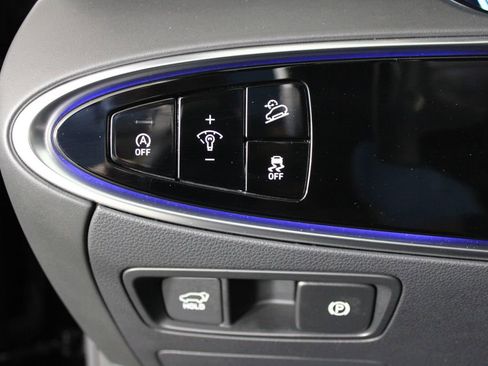 Used 2023 Genesis GV70 2.5T Sport Prestige w/ Sport Prestige Package image 25