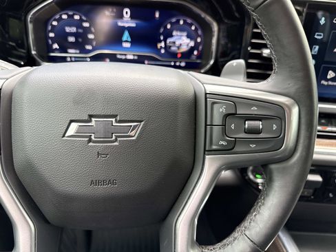 Used 2025 Chevrolet Silverado 1500 LT Trail Boss w/ LT Trail Boss Premium Package AWD/4WD image 16