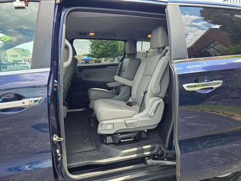 Used 2019 Honda Odyssey EX-L image 15