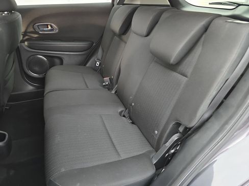 Used 2017 Honda HR-V EX image 13