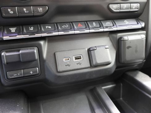 Used 2021 Chevrolet Silverado 2500 High Country w/ Z71 Off-Road Package image 52