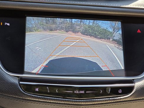 Used 2017 Cadillac XT5 Luxury w/ Driver Awareness Package image 19